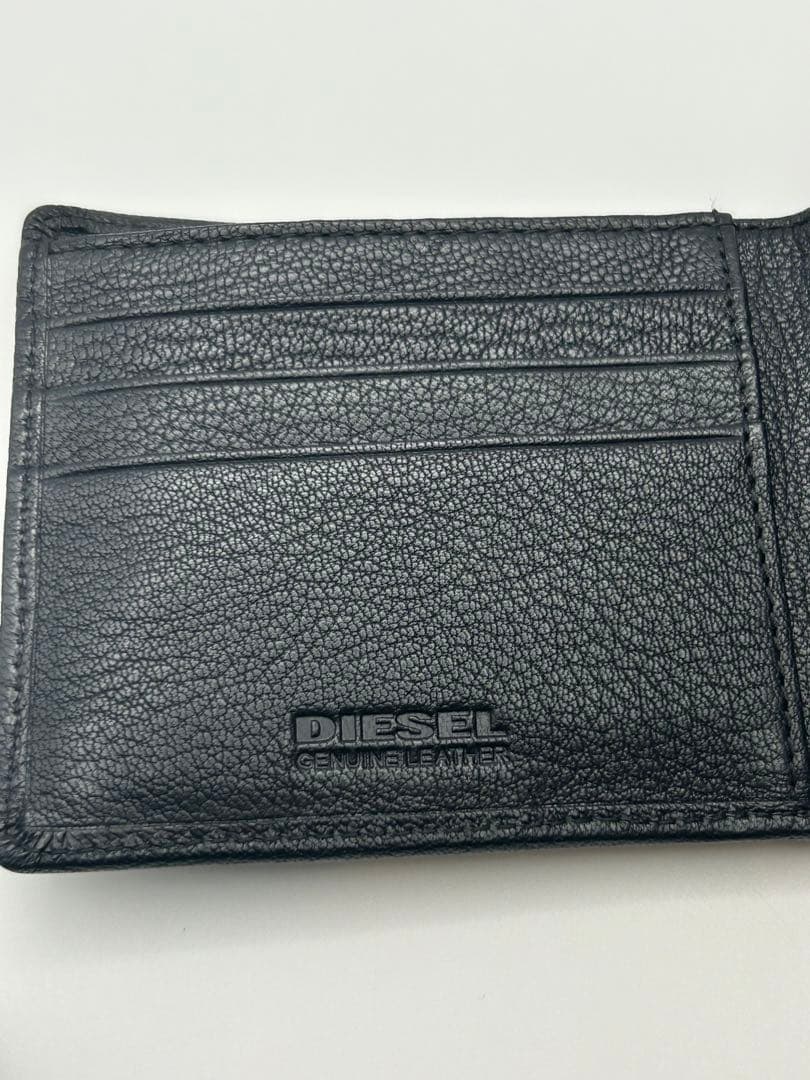 DEASEL レザー2つ折り財布　ブラック　箱あり