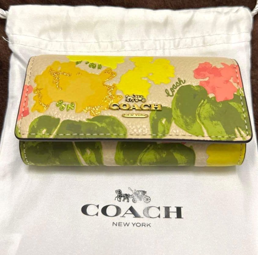 COACH 花柄 キーケース