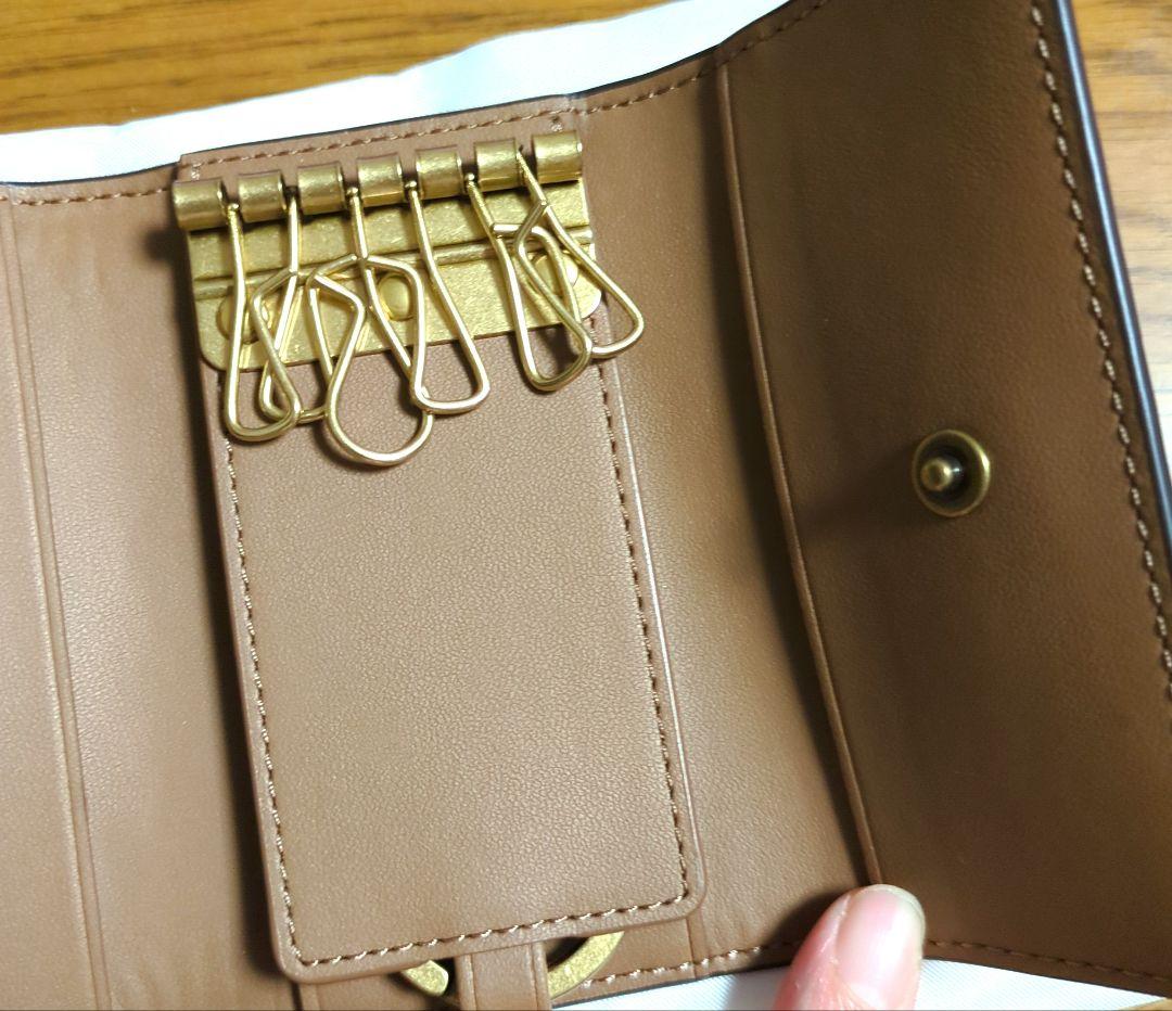 COACH 花柄 キーケース