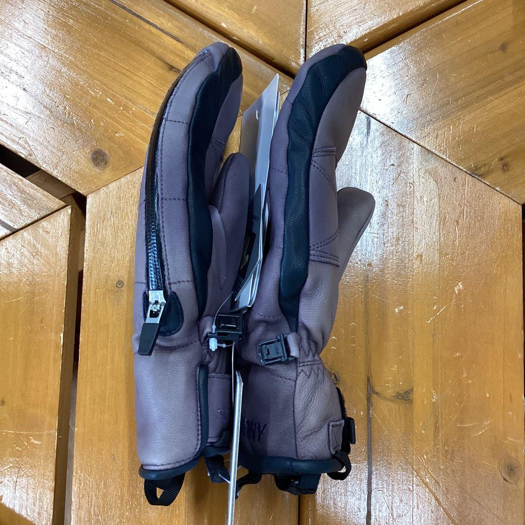 【店頭展示品、色褪せあり】　SWANY スノーボードグローブ　レディース　M