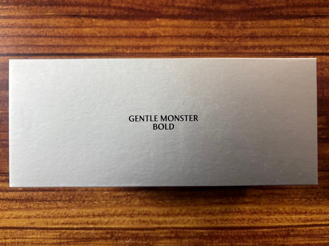 GENTLE MONSTER Martin 02 シルバー