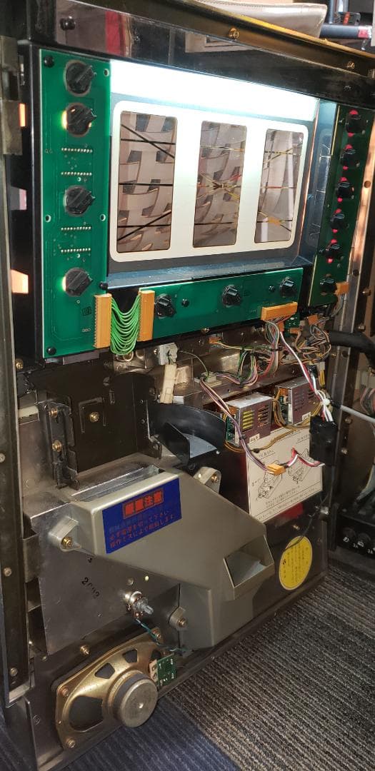 ♪パチスロ実機　３号機　レトロ　メーシー　コンチネンタルⅢ　不要機付き♪