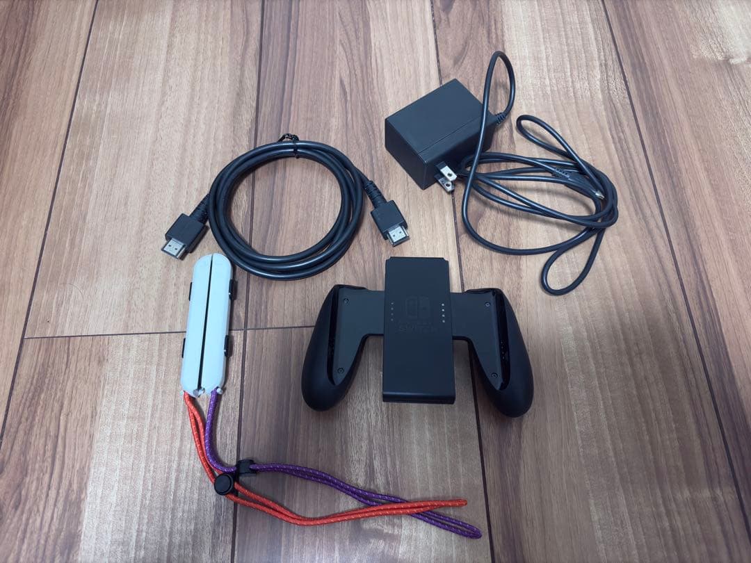 Nintendo Switch 有機ELモデル スカーレット・バ…