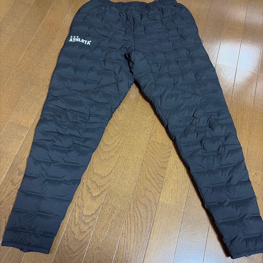 ATHLETA アスレタ　黒　ウルトラストレッチダウン