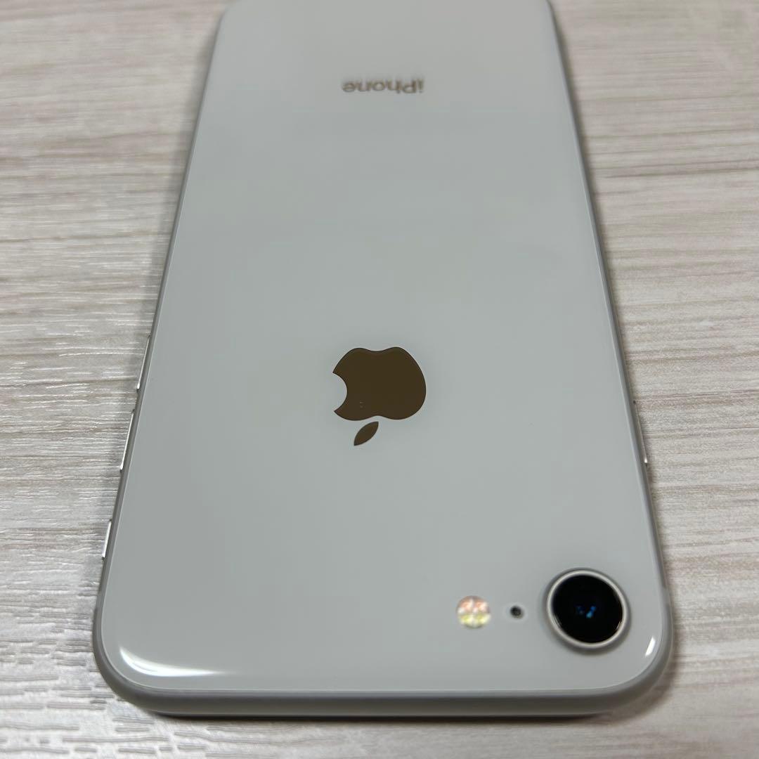 iPhone8 64GB シルバー SIMフリー