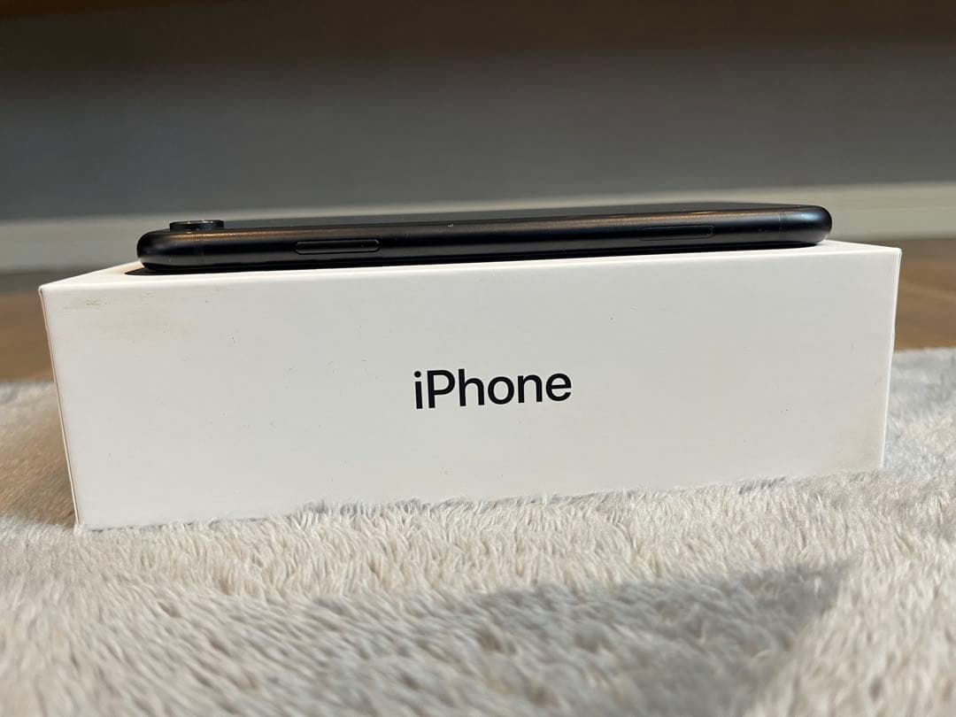 Apple iPhone XR 64GB ブラック SIMフリー 箱あり