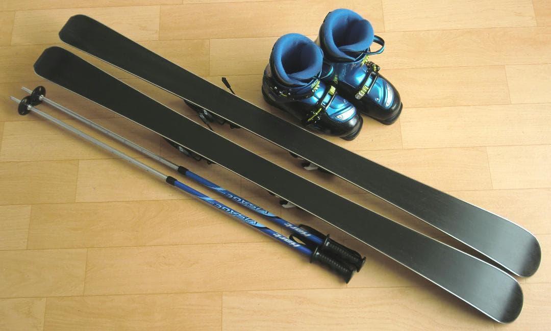 ■■1月限定■送料無料■Hart■子供用スキーセット■板128靴23■WAX済■