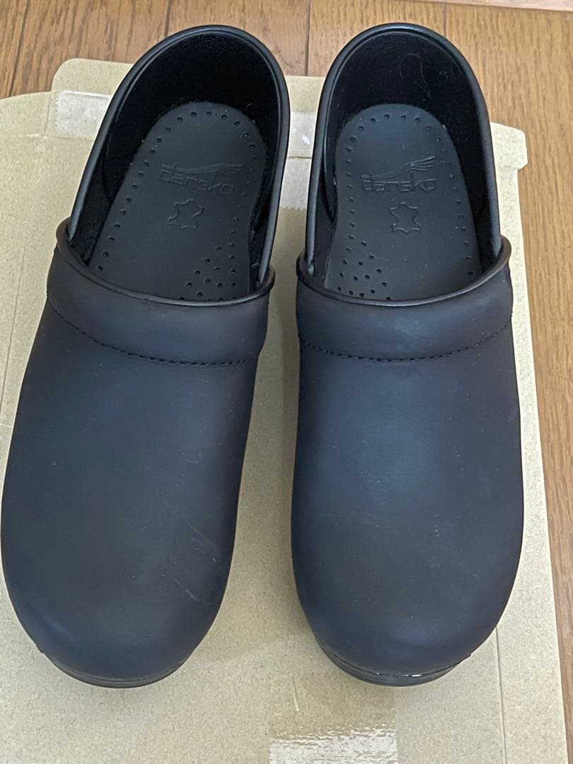 【箱なし】ダンスコ　プロフェッショナル　39 オイルドブラック　黒