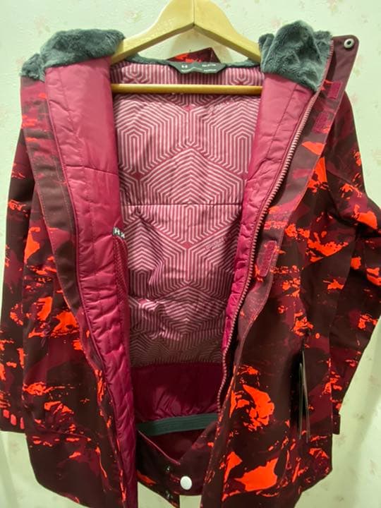 UNDER ARMOUR アンダーアーマー　スキーウェア　Sサイズ