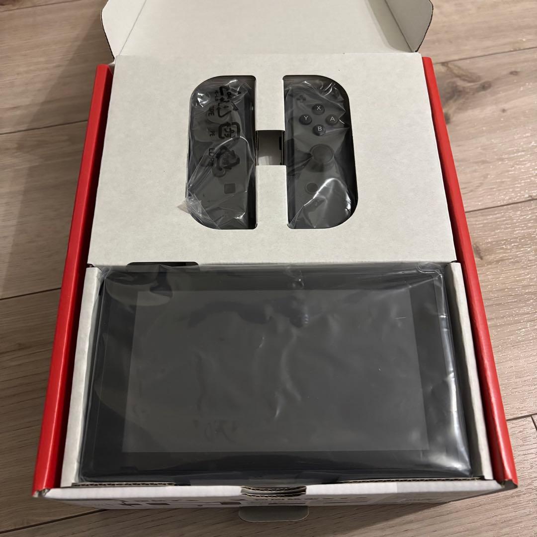 ヨ*シ様 任天堂スイッチ バッテリー強化版 スマブラ プロコン 付き