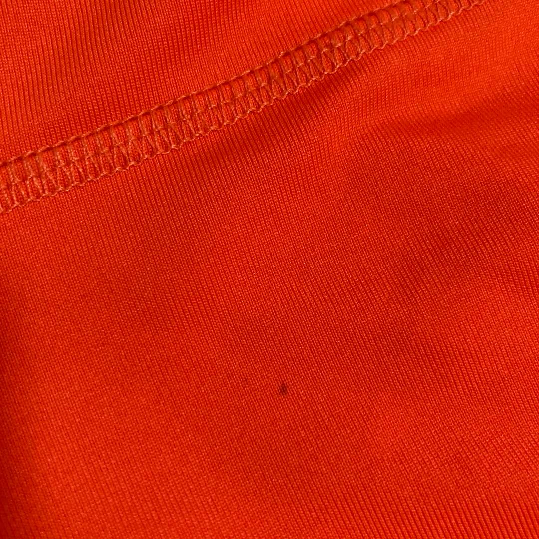 【最終お値下げ】Hooters オレンジ ショートパンツ