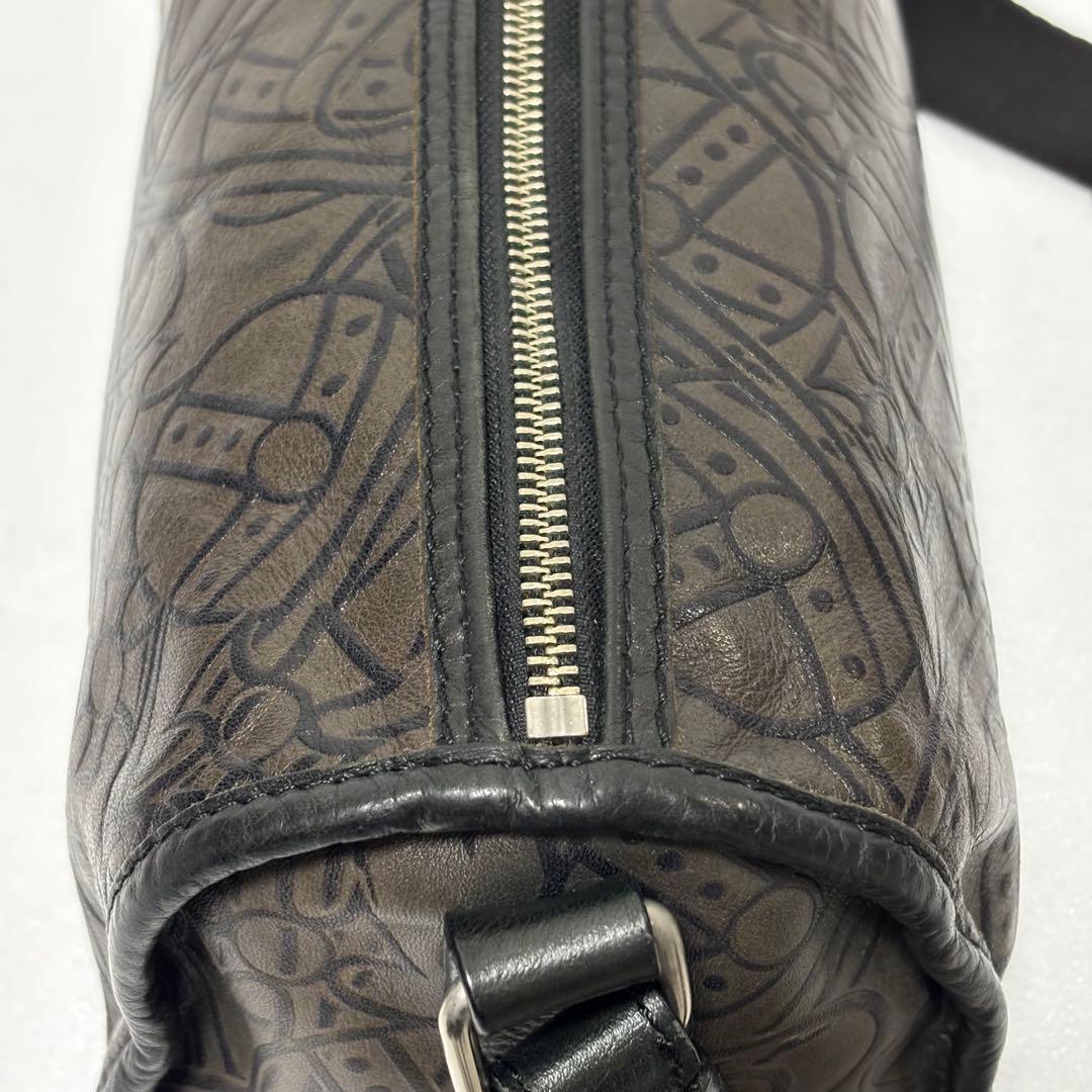 Vivienne Westwood　アーサー　レザーオーブ　ショルダー