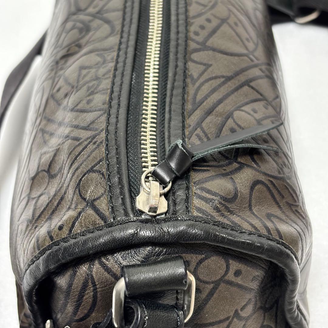 Vivienne Westwood　アーサー　レザーオーブ　ショルダー