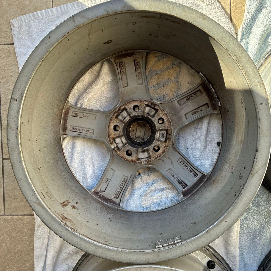 アウディ純正ホイール