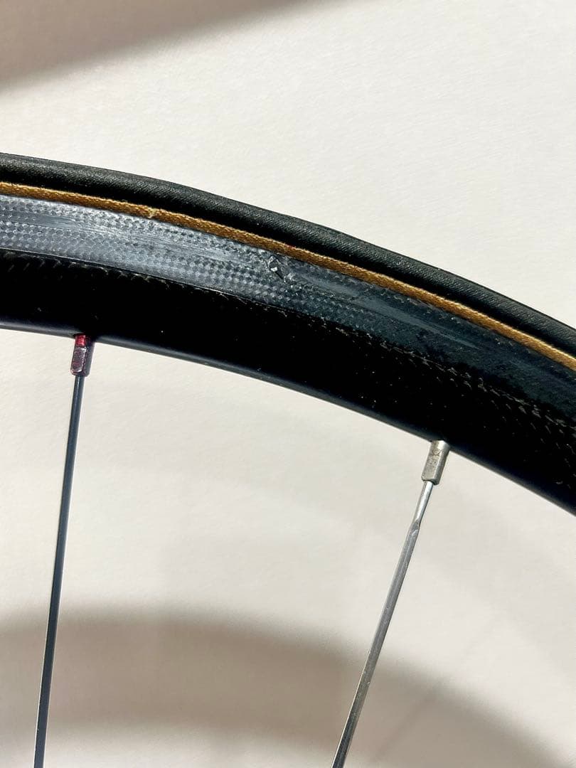 【カーボン製 完組ホイール】 軽量950g！クラック有チューブラータイヤ付