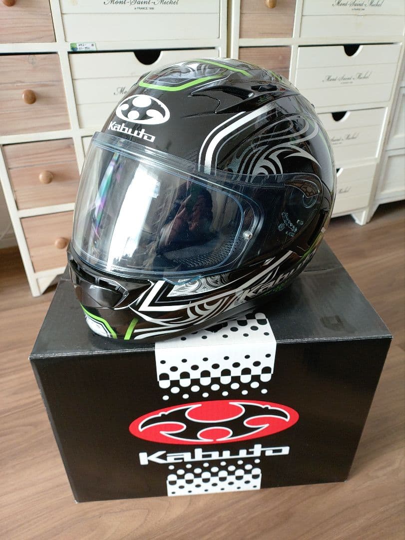 Kabuto フルフェイスヘルメット ブラック/グリーン