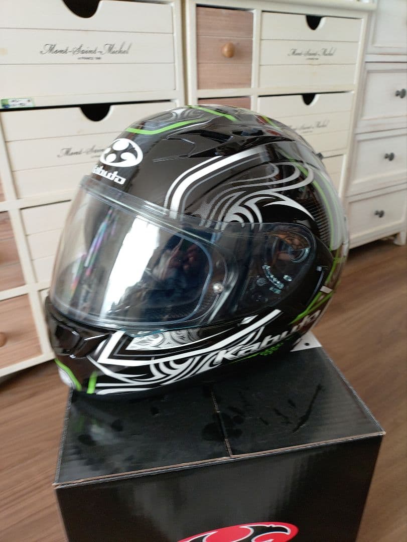 Kabuto フルフェイスヘルメット ブラック/グリーン