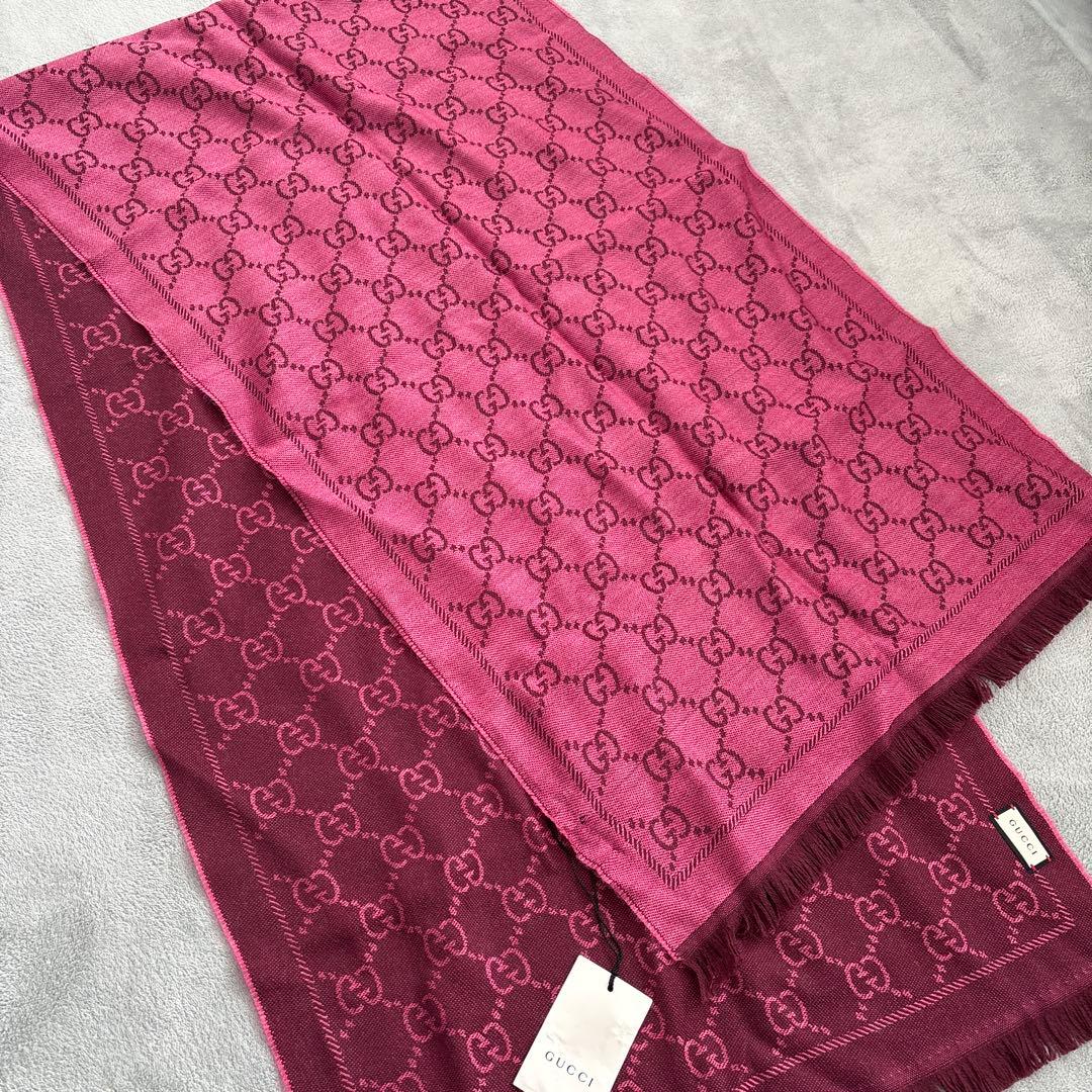 GUCCI GGロゴ柄 マフラー ストール ピンク