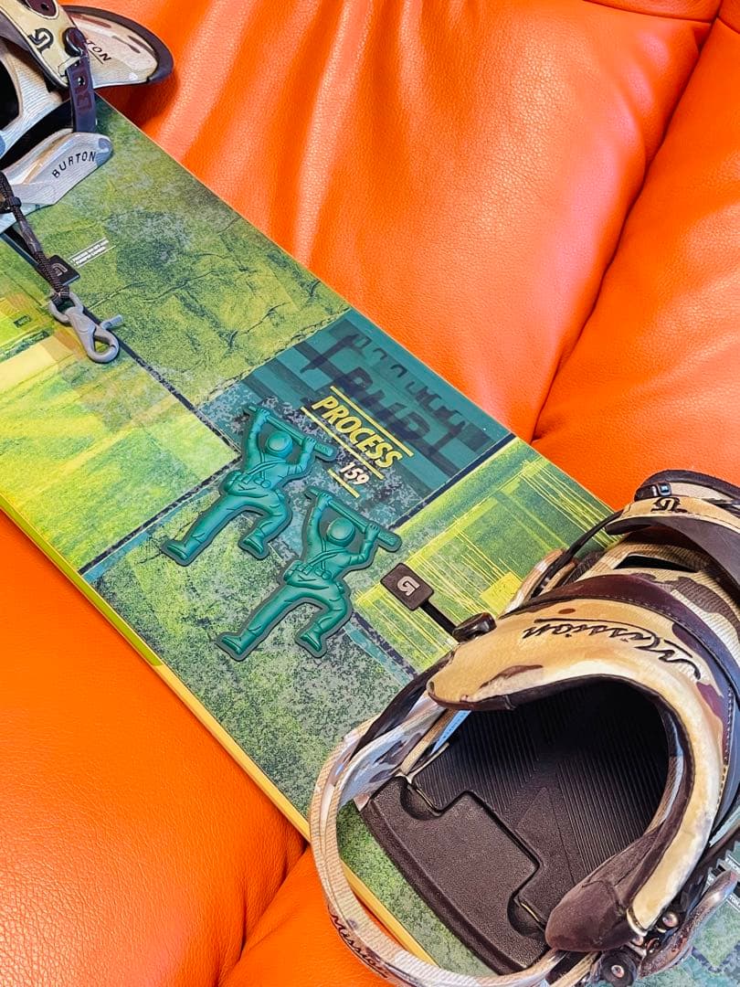 【おまけ付】Burton スノーボードとバインディング、ブーツセット