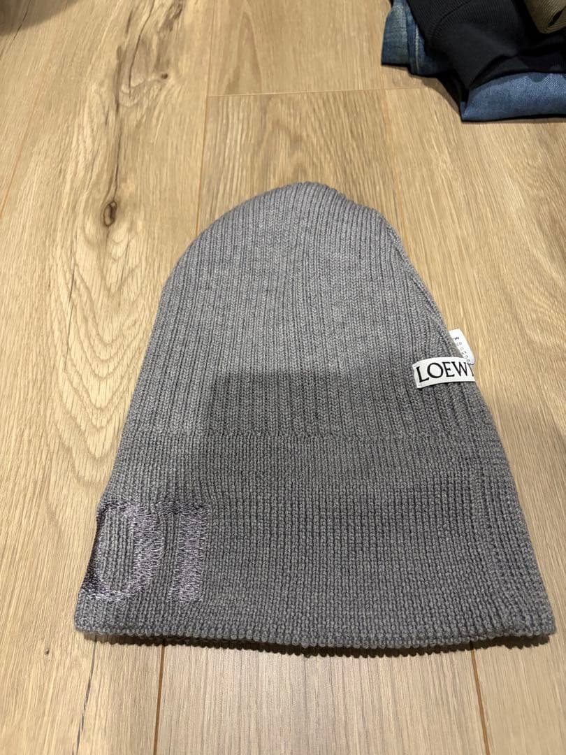 ロエベ　ニット帽