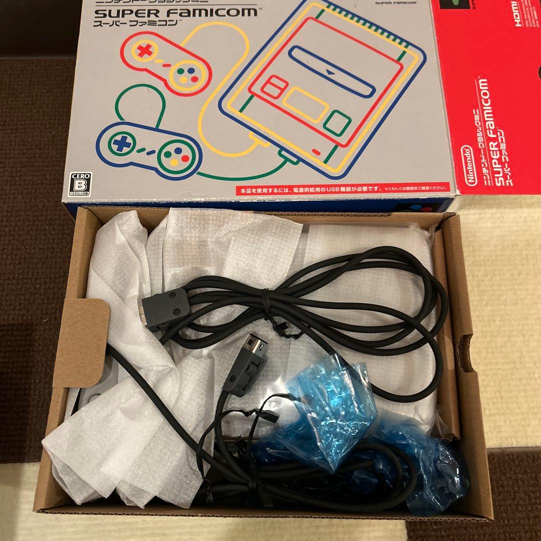 【美品】Nintendo ニンテンドークラシックミニ スーパーファミコン