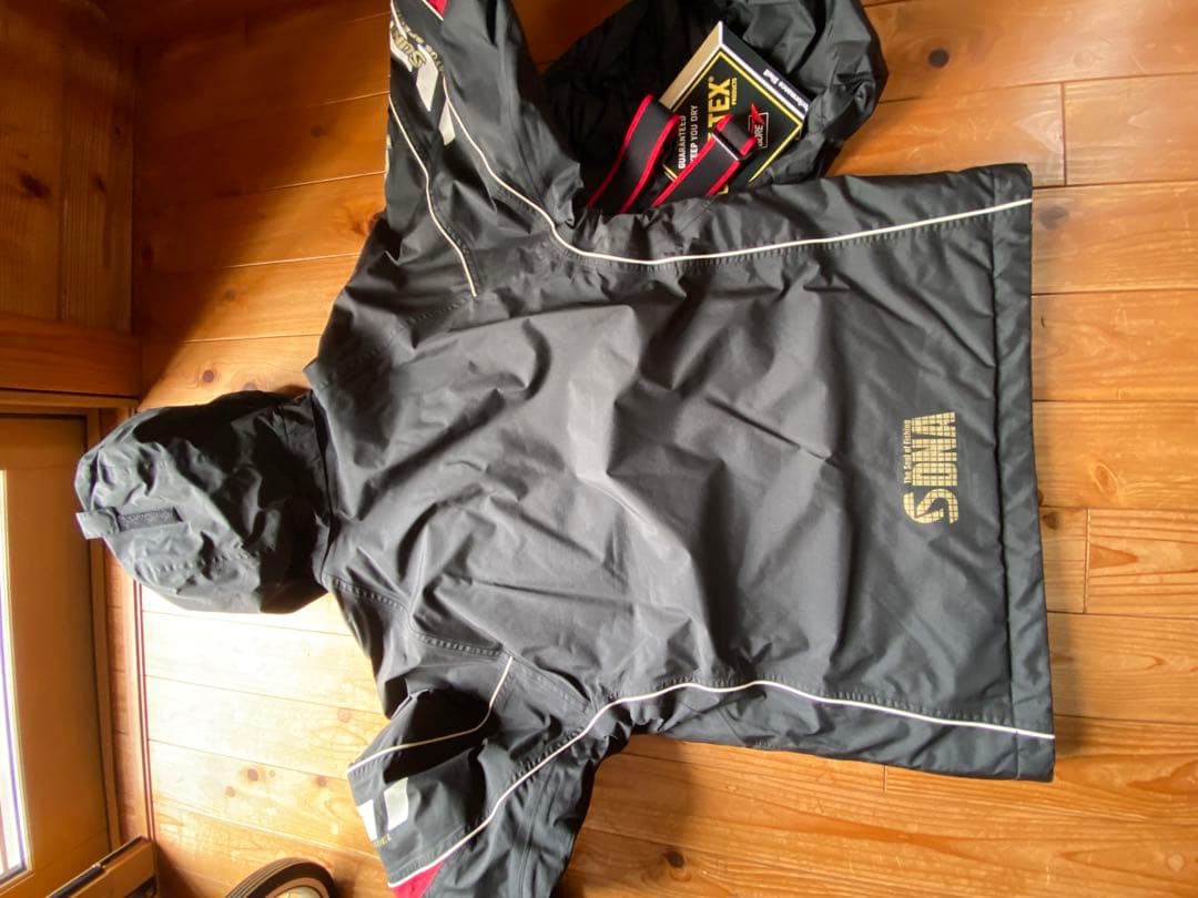 サンライン ゴアテックス ウォームアップスーツ