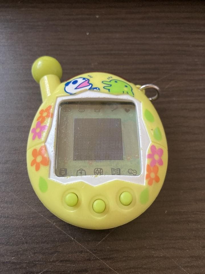 【動作確認済】たまごっち 生茶パンダっち 限定品 生茶コラボ　ストラップ付