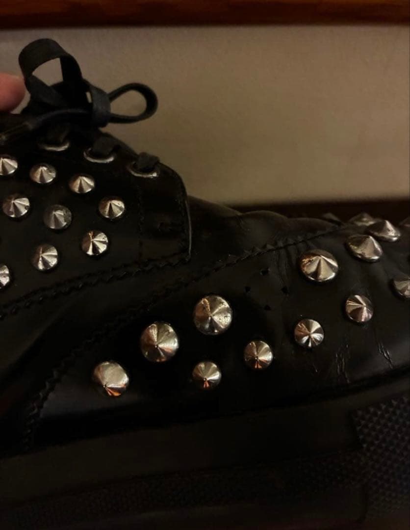 PRADA スタッズ付き ブラックレザー ドレスシューズ 40