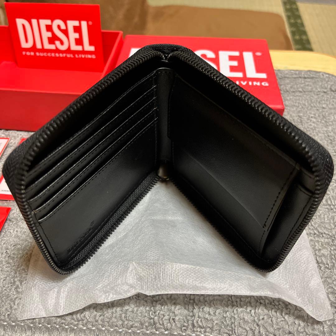 DIESEL新品同様二つ折り財布！！