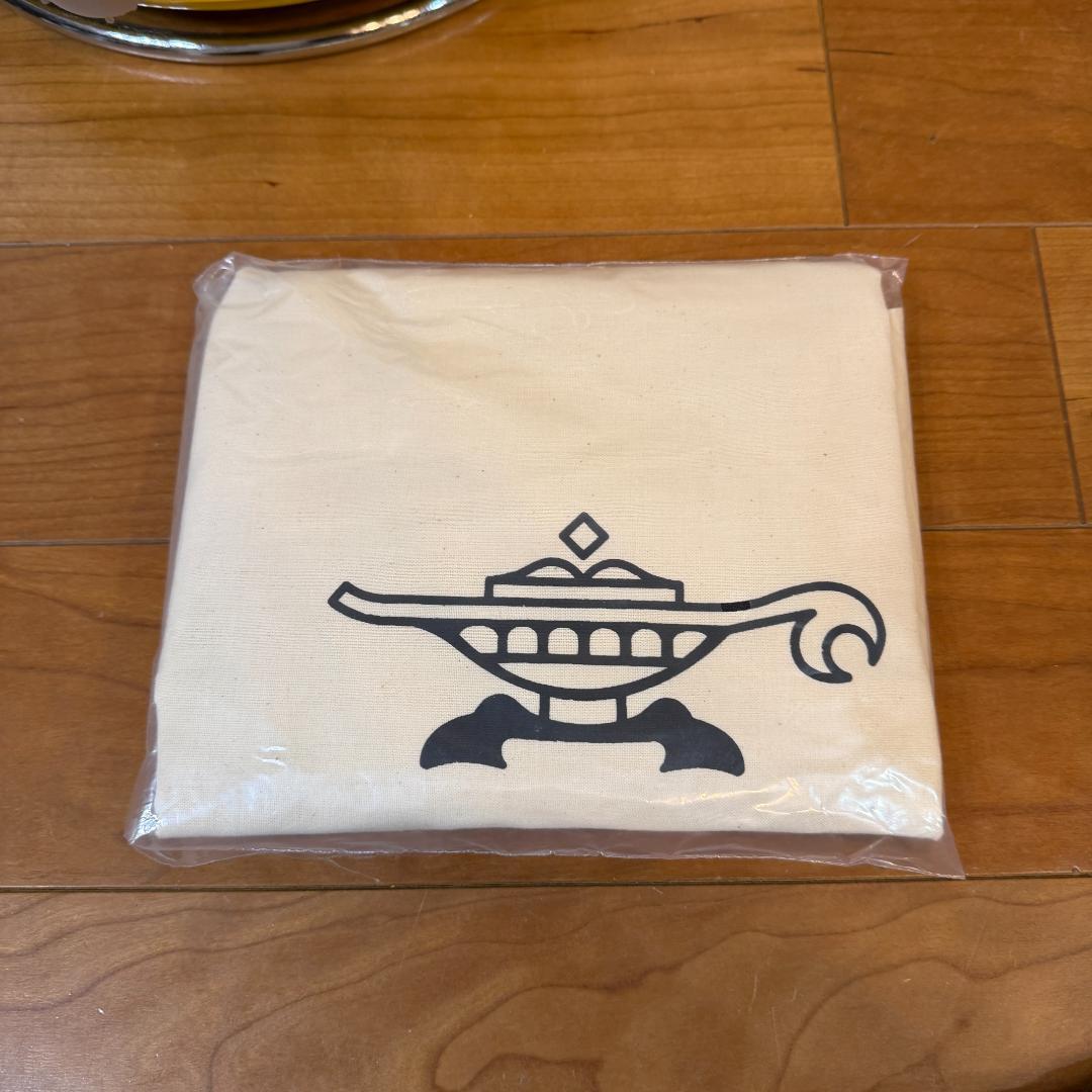 美品　アラジン　ポータブルガスストーブ　イエロー