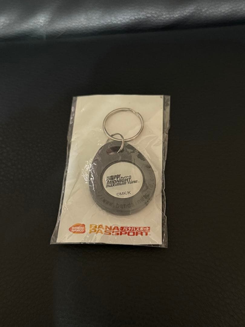 希少品！ バナパスポートカード 海外版 ICタグ グレー 日本でも使用可能！