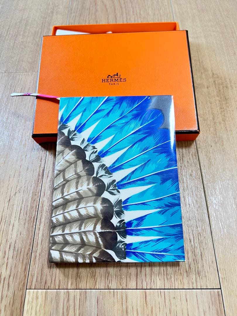 HERMES シルクノート羽根デザイン