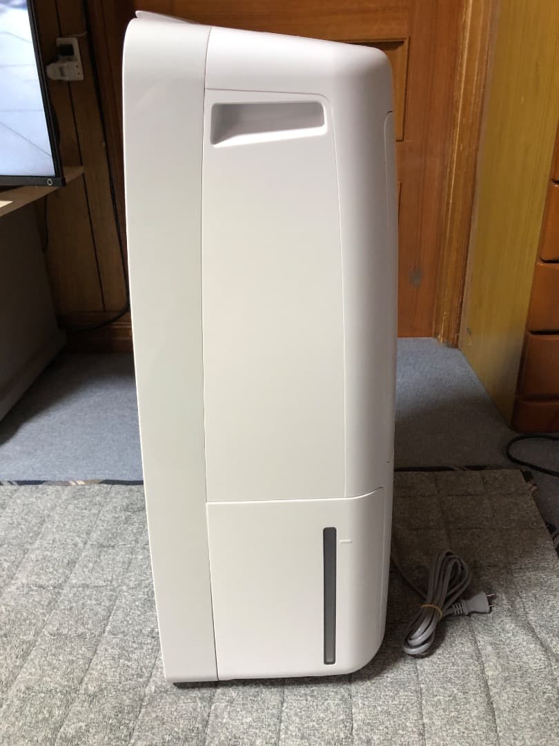 SHARP 衣類乾燥機 除湿機 CV-L180-W 2020年製