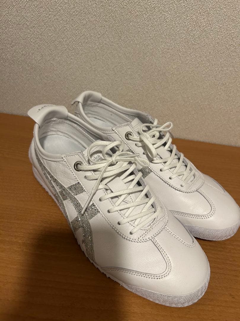 Onitsuka Tiger オニツカタイガー　ホワイト スニーカー　24センチ