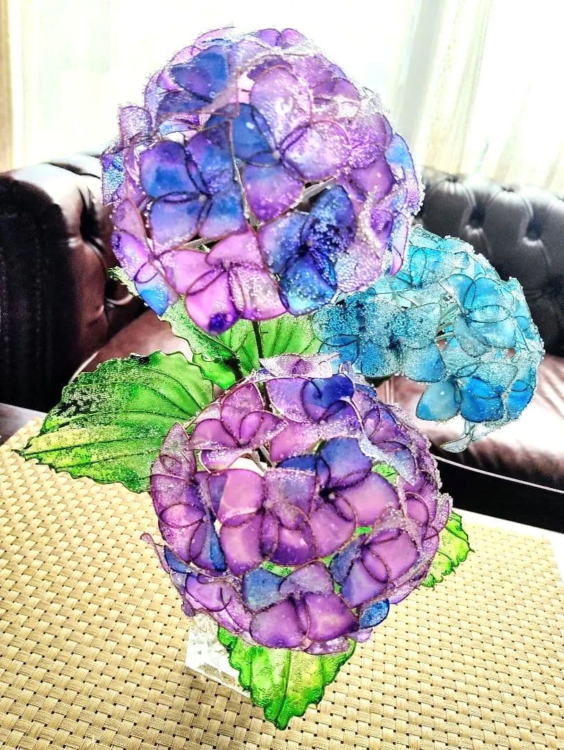 ネムアメリカンフラワー花瓶付き紫陽花と桜