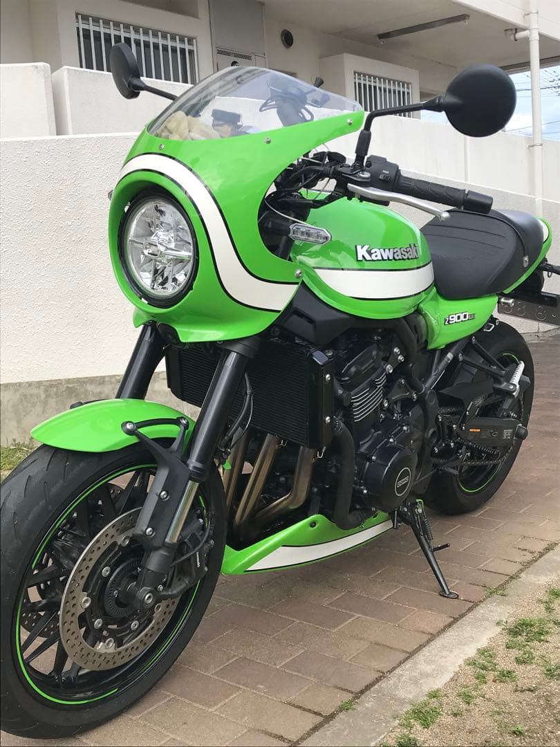 Kawasaki Z900RS カスタム　アンダーカウル グリーン