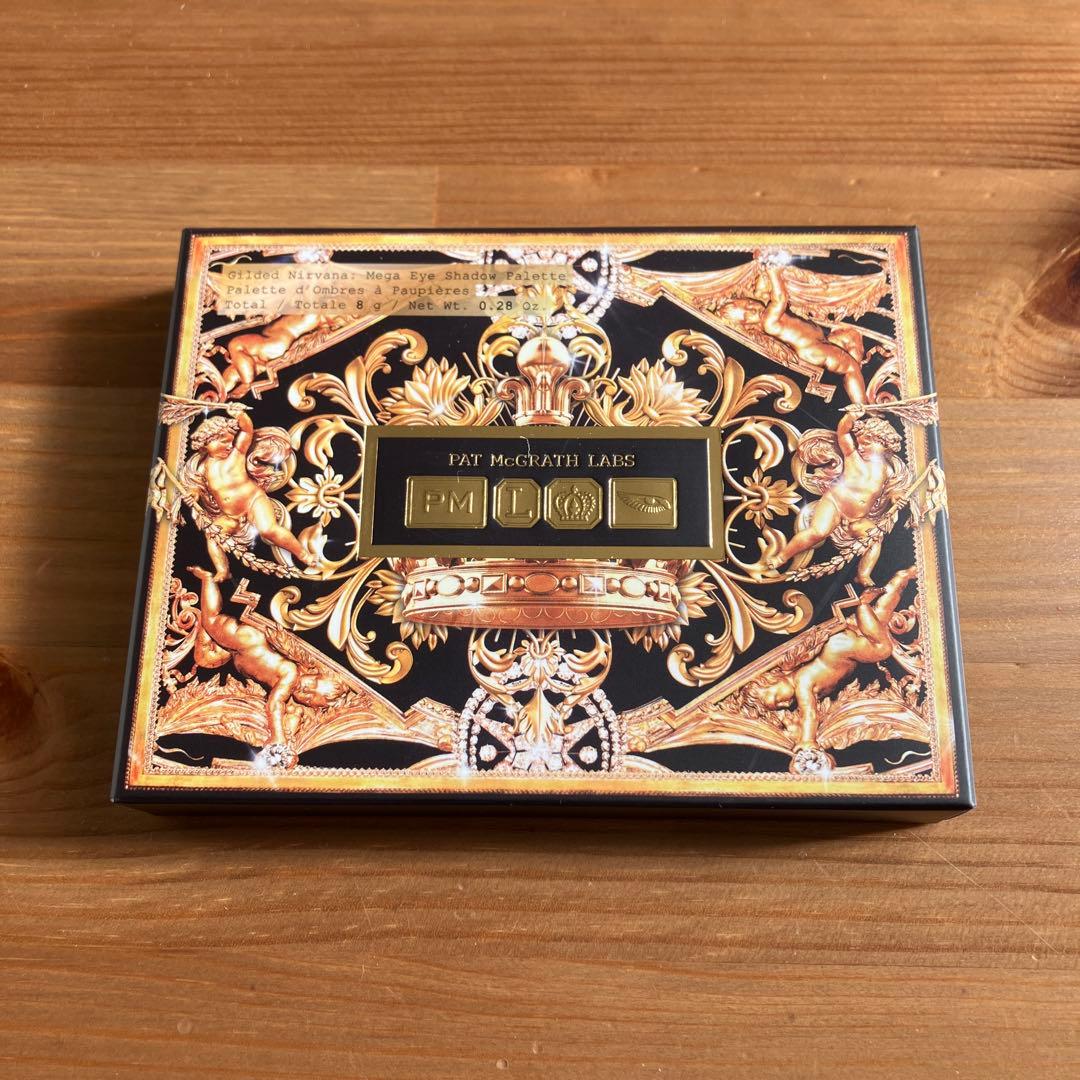 アイシャドウ Gilded Nirvana: Mega Eye Shadow Palette