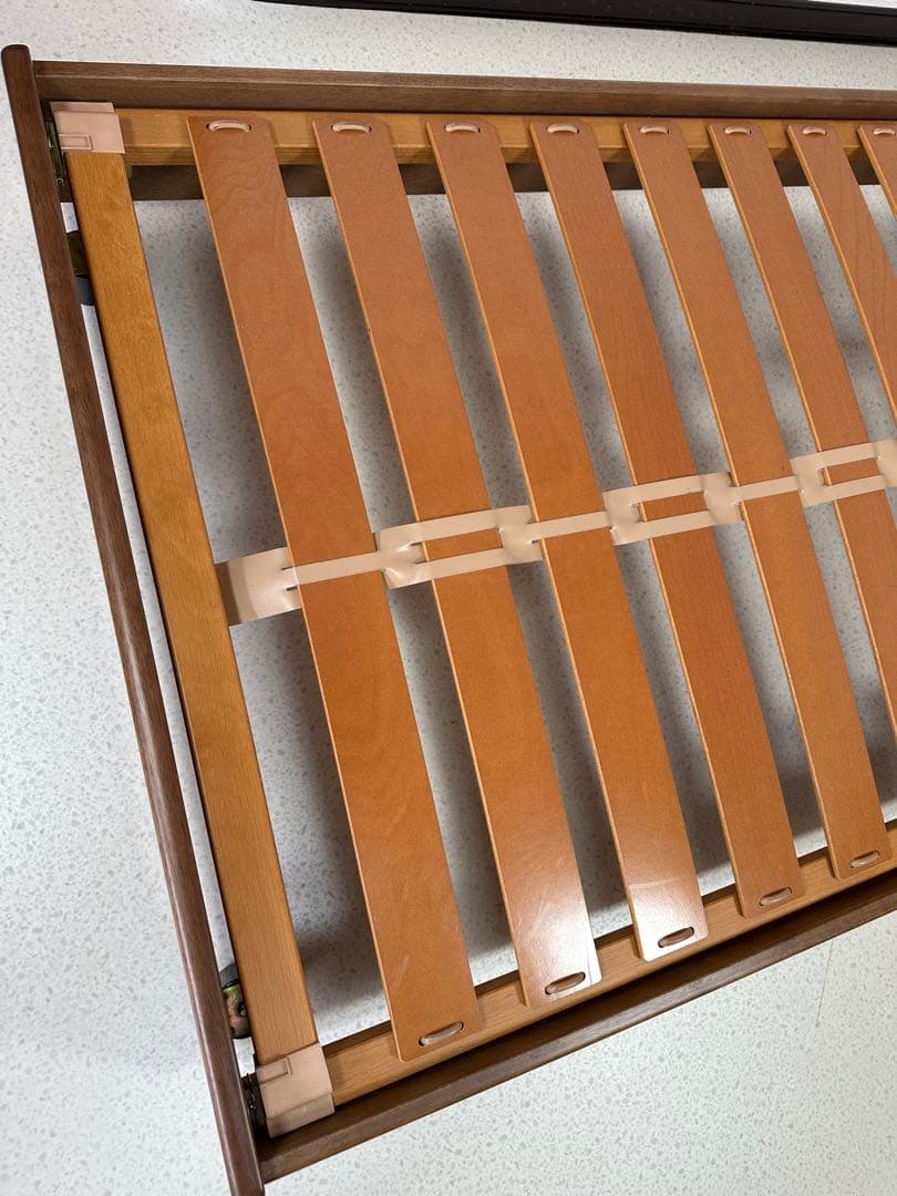 カリモク ヒュルスタ社 シングルベッド フレーム 管理※i4※