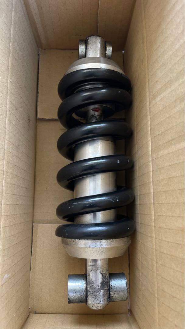 Garage T&F サスペンション シルバー/ブラック　ドラッグスター400