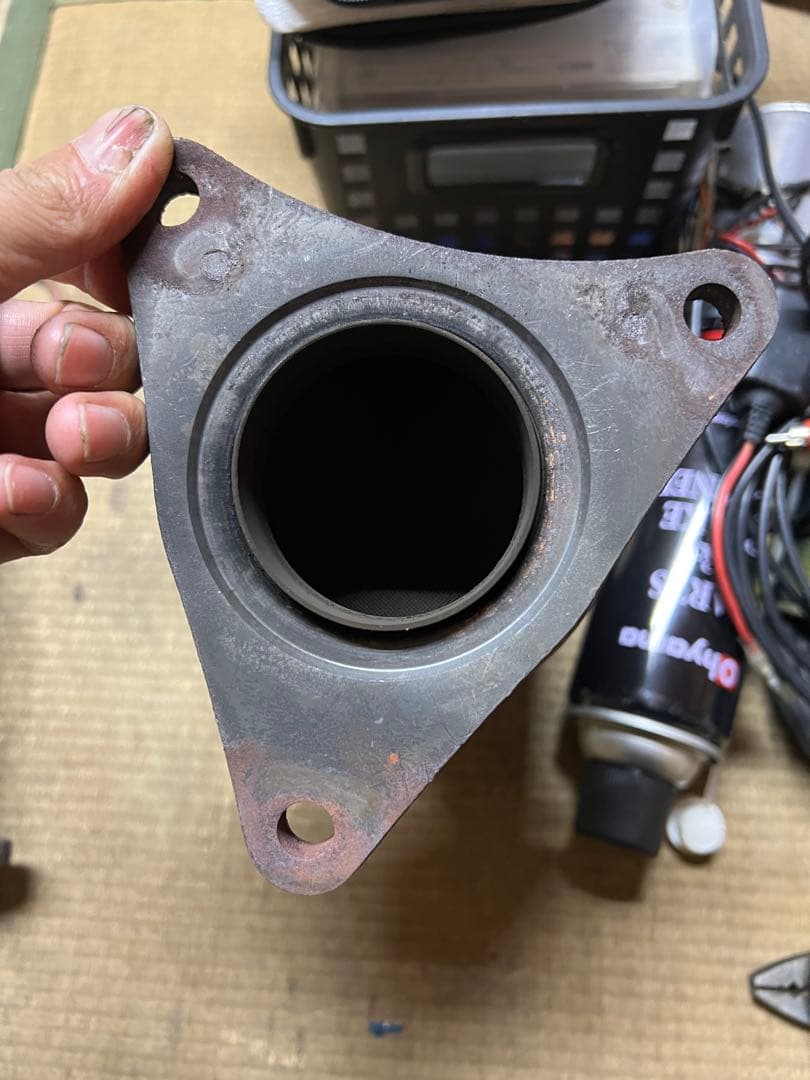 3UZ 18マジェスタ 触媒 2個セット 三角形接続部