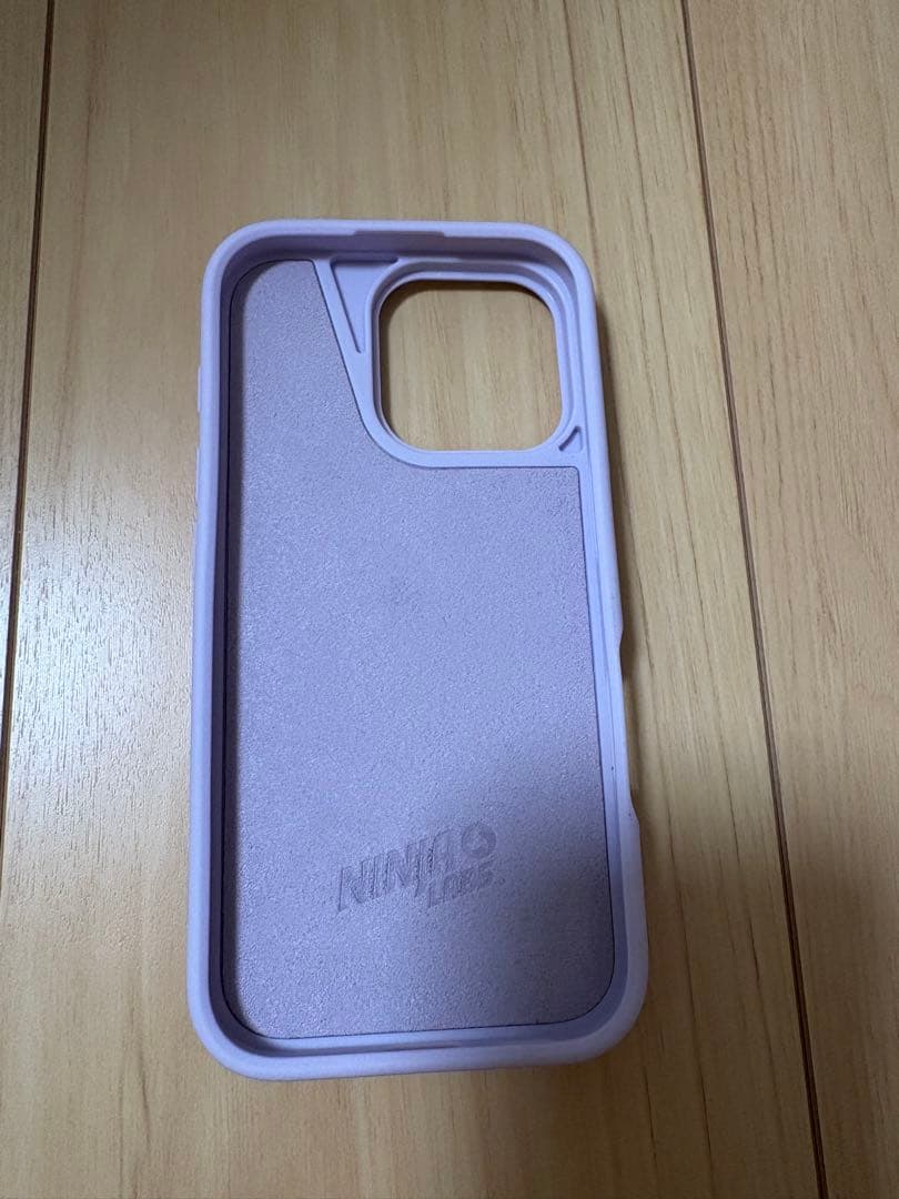 NINJALABS iPhone16用ケース ラベンダー