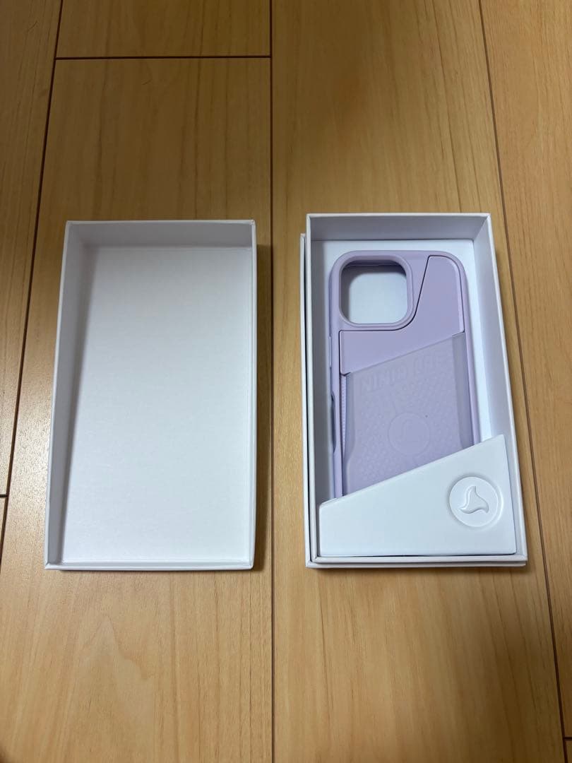 NINJALABS iPhone16用ケース ラベンダー