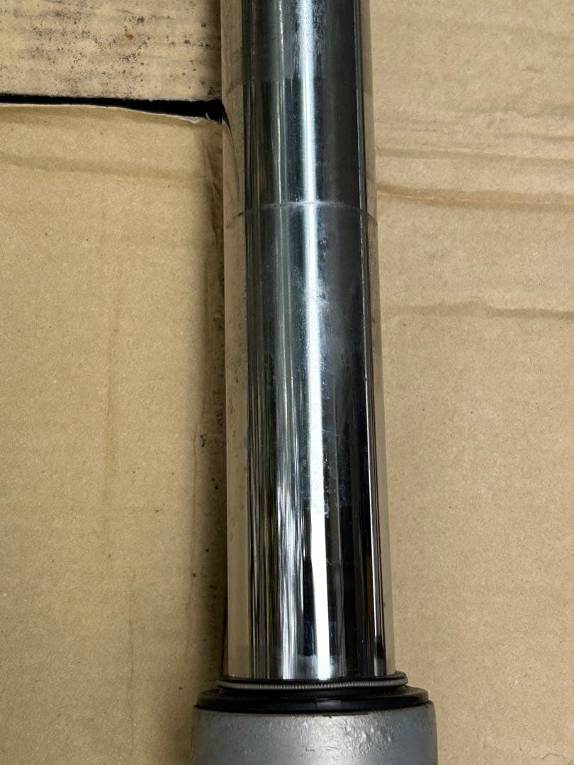 と*も様 スズキ GSF1200S GV75B 純正フロントホーク