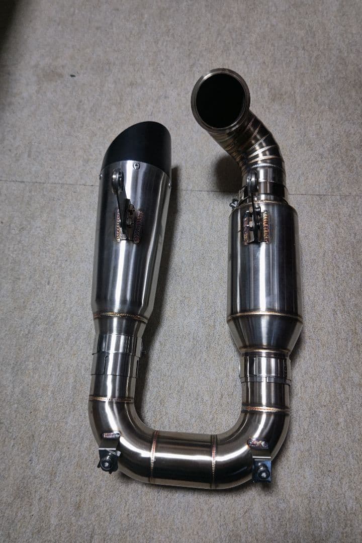 年末お値引き‼️ドゥカティ パニガーレ ストリートファイターV2 マフラー