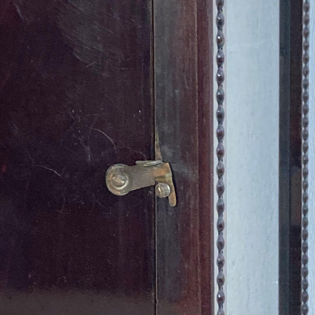 ケロリン 古い壁掛けガラスケース 3段 飾り棚 ガラスキャビネット