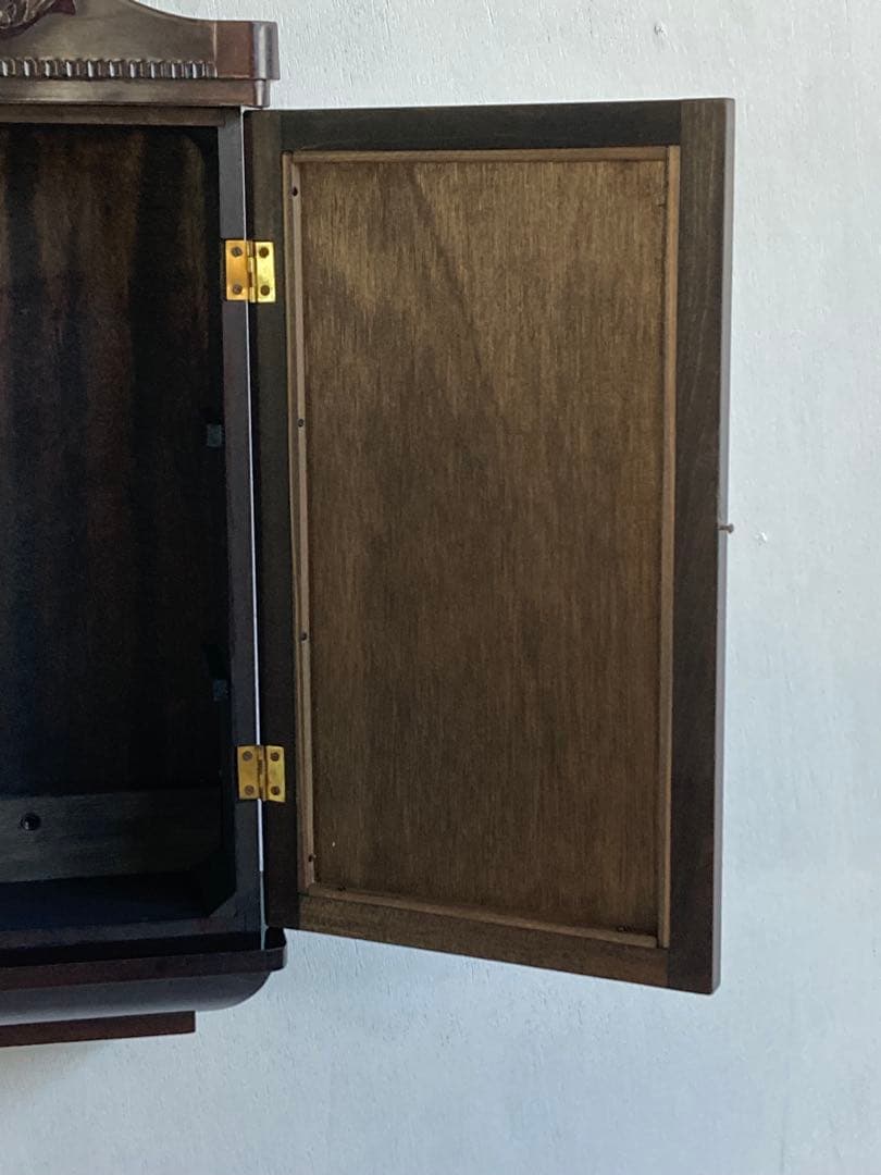 ケロリン 古い壁掛けガラスケース 3段 飾り棚 ガラスキャビネット