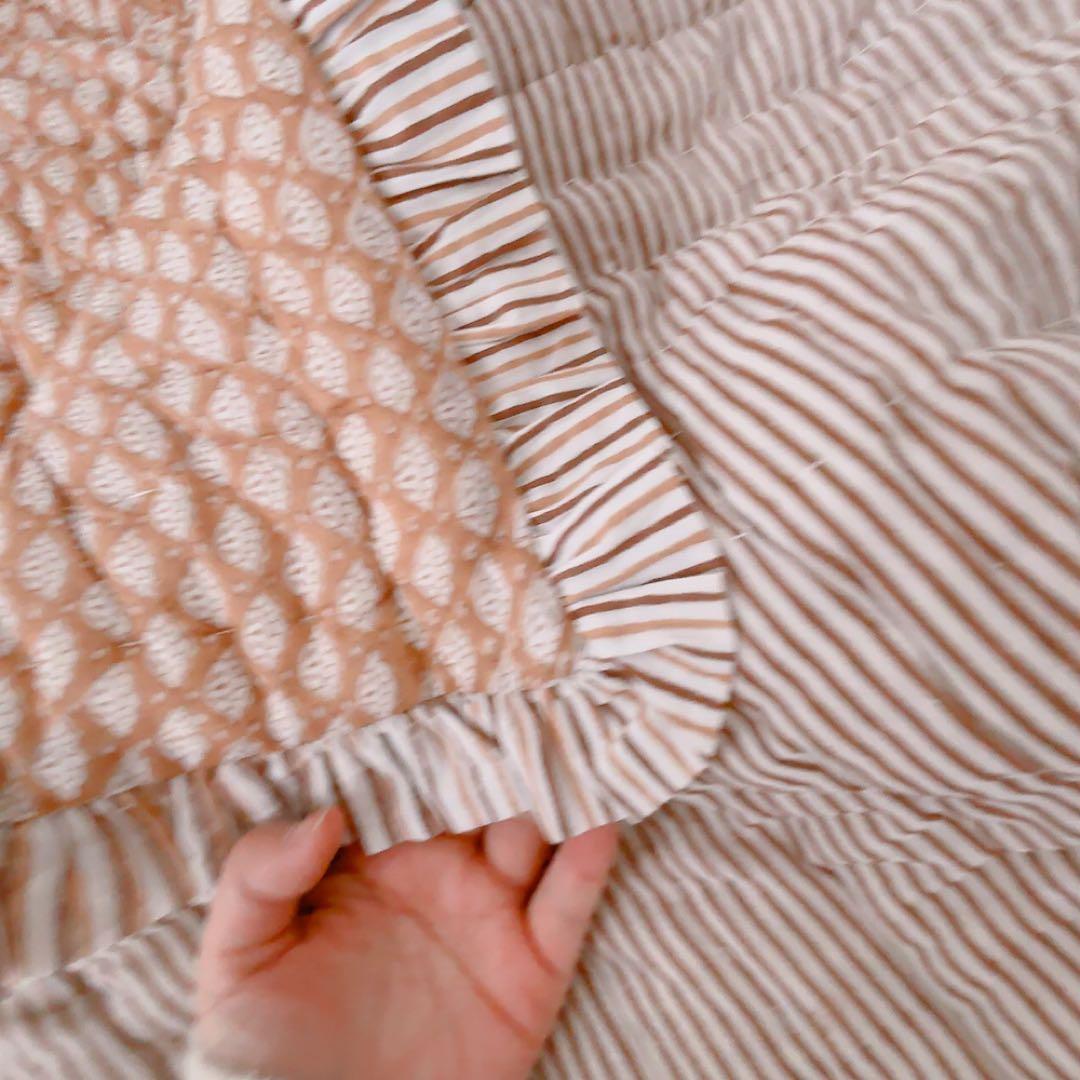 【フリルキルト】ブロックプリントキルト　布団　ソファーカバー　ベッドカバー