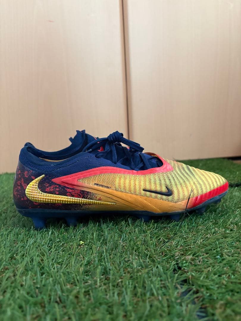 ナイキ　ファントム6 LOWエリートAG-PRO EH 25.5cm