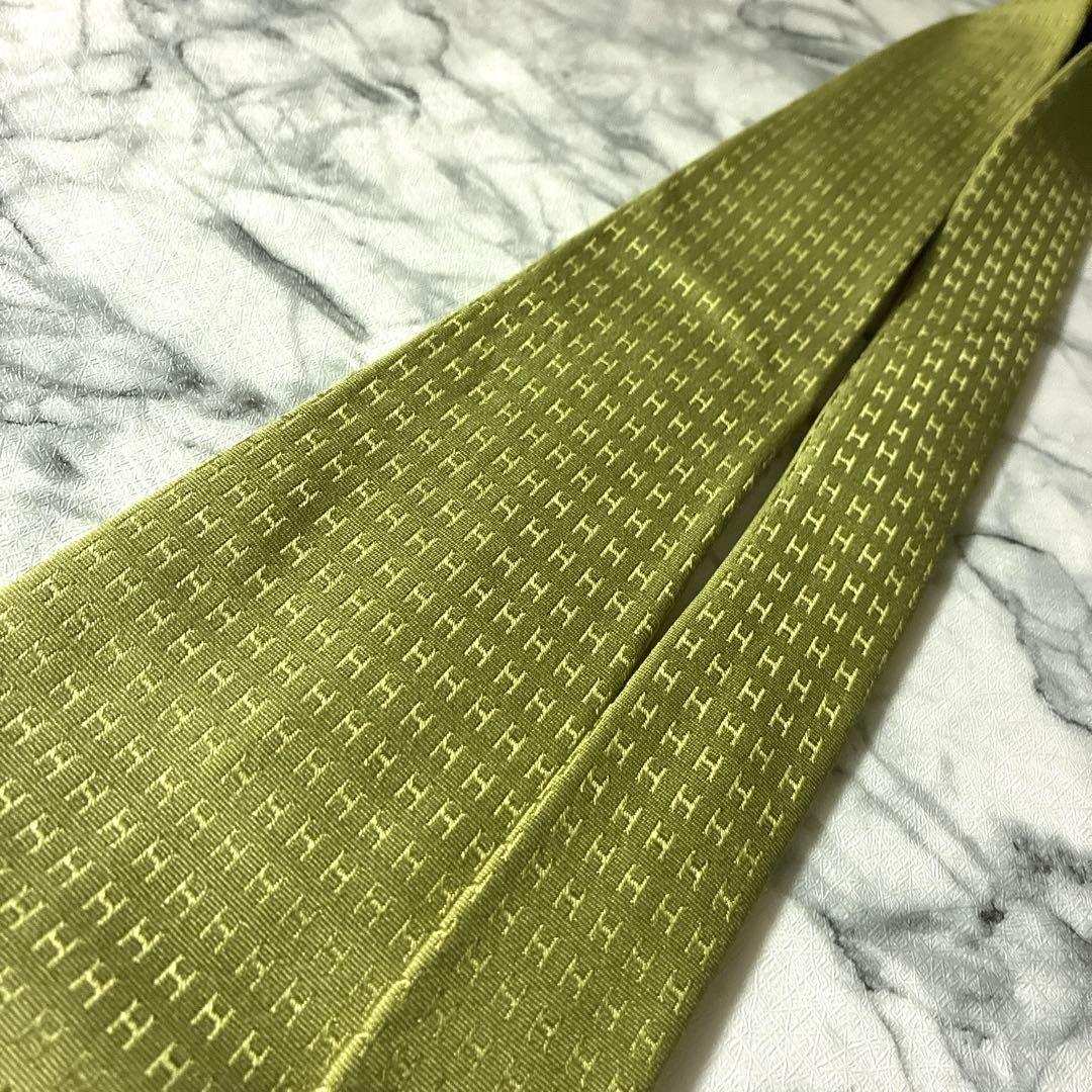 ✨極美品✨汚れなし✨エルメス　H柄 ファソネ　ジャガード　ピスタチオ色　ネクタイ