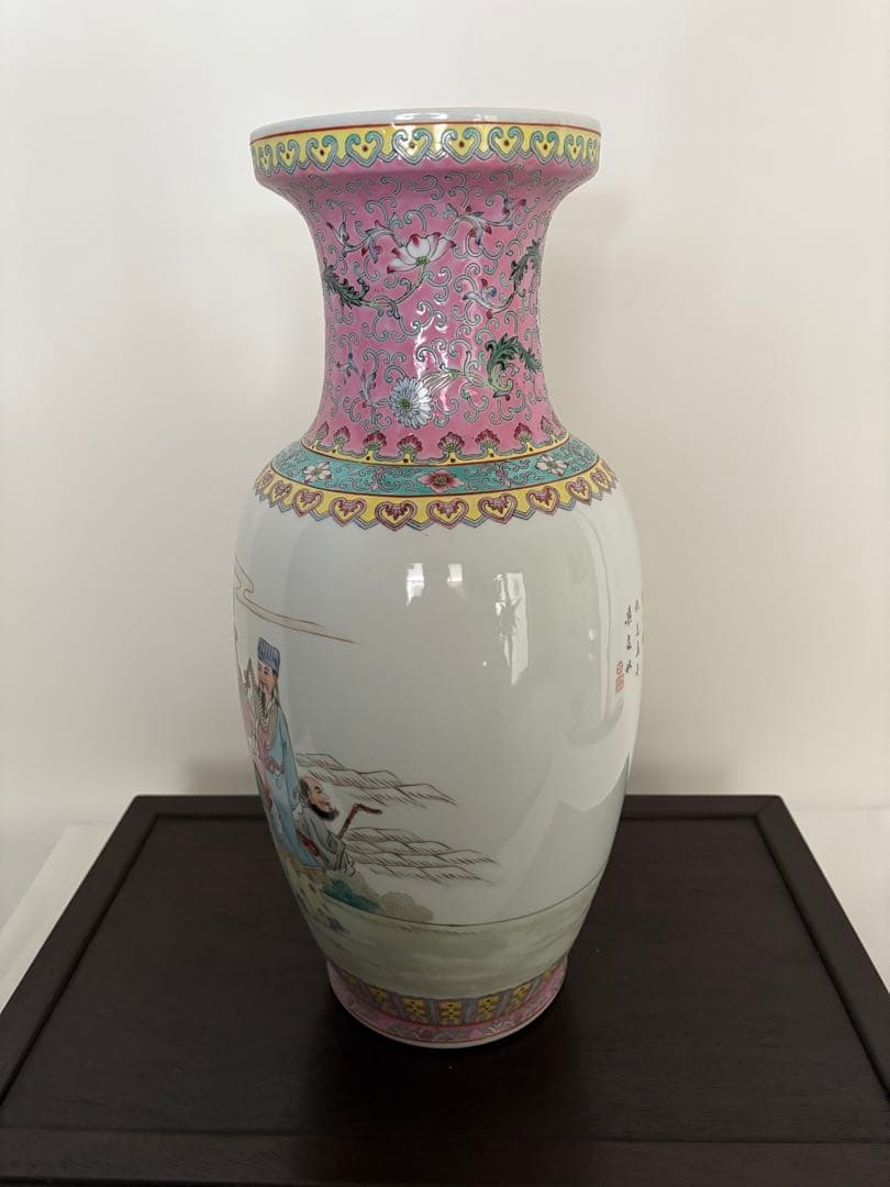 中国風人物画陶器花瓶